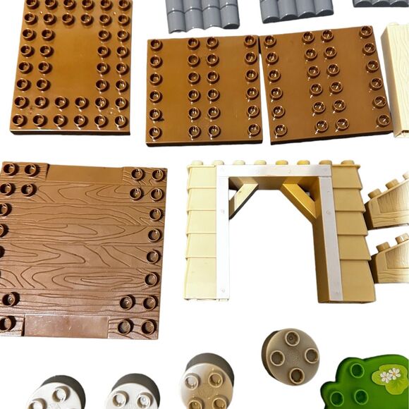 Mega Bloks First Builders Mixed Farm Ranch House Lot Animals People Vehicles - Picture 3 of 16